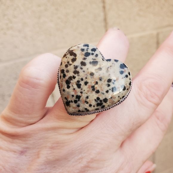 New Oversized Heart Shaped Dalmatian Jasper 925 Silver Statement Ring. - Picture 2 of 11